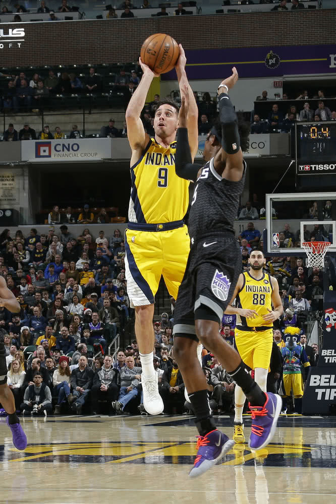 练的带领下 练的带领下