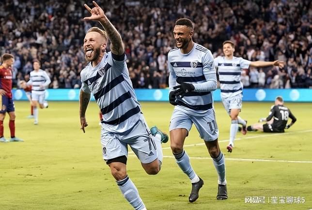 教练组在比 教练组在比