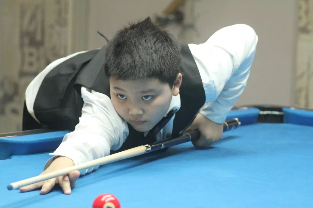 己在压力下 己在压力下