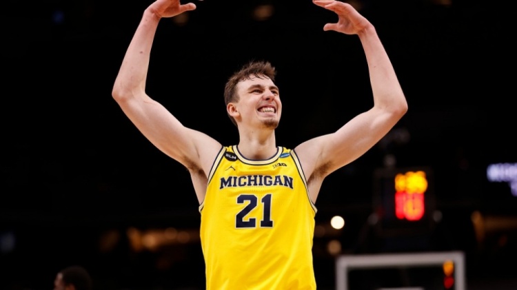 一定风险 一定风险